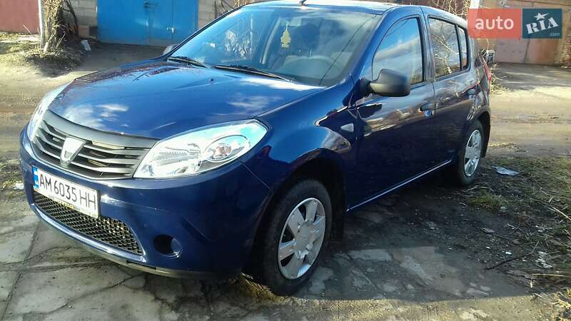 Dacia Sandero 2009