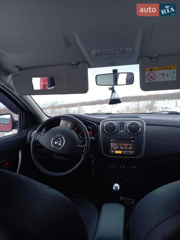 Хетчбек Dacia Sandero 2013 в Львові