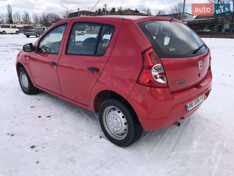Хетчбек Dacia Sandero 2009 в Теплику