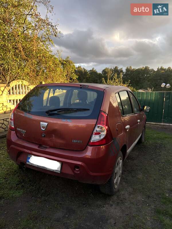 Хетчбек Dacia Sandero 2008 в Львові