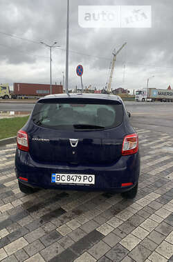 Хэтчбек Dacia Sandero 2013 в Львове
