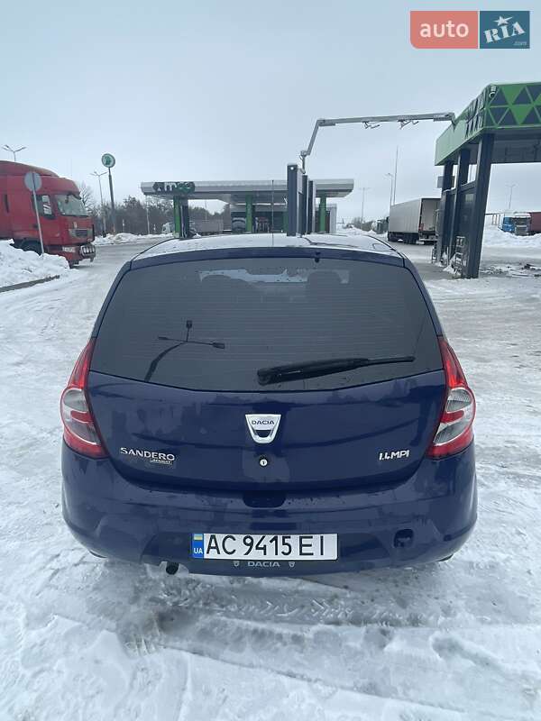 Хетчбек Dacia Sandero 2009 в Луцьку