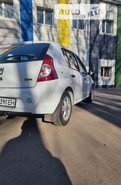 Хэтчбек Dacia Sandero 2009 в Кропивницком