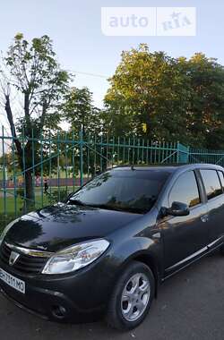 Хетчбек Dacia Sandero 2008 в Балті