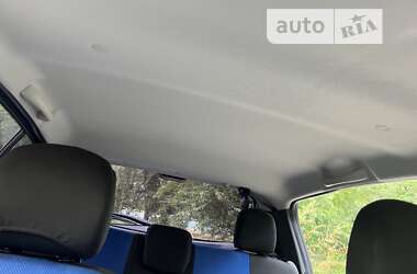 Хэтчбек Dacia Sandero 2009 в 