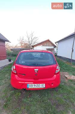 Хэтчбек Dacia Sandero 2009 в Калиновке