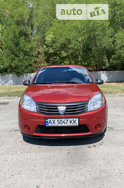 Хетчбек Dacia Sandero 2009 в Харкові