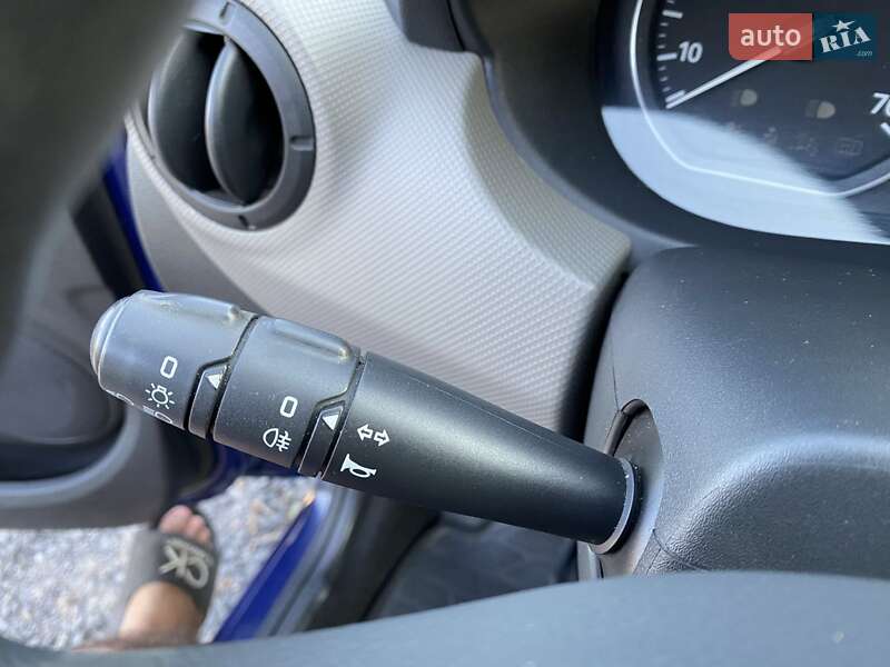 Хэтчбек Dacia Sandero 2009 в Ковеле