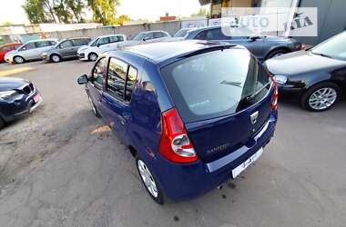 Хетчбек Dacia Sandero 2009 в Чернігові