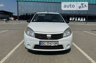 Хетчбек Dacia Sandero 2010 в Львові