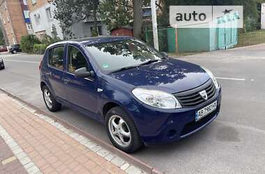 Хетчбек Dacia Sandero 2009 в Калинівці