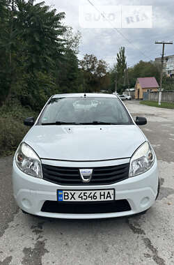 Хетчбек Dacia Sandero 2009 в Кам'янець-Подільському