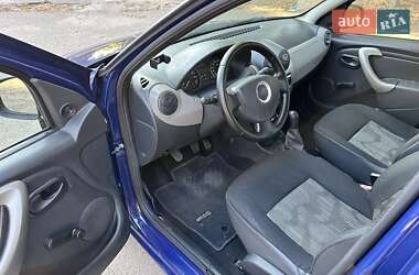 Хэтчбек Dacia Sandero 2009 в Лебедине