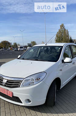 Хетчбек Dacia Sandero 2011 в Ковелі