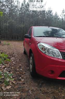 Хетчбек Dacia Sandero 2012 в Славуті