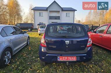 Хетчбек Dacia Sandero 2009 в Маневичах