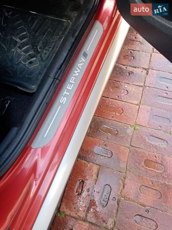 Хетчбек Dacia Sandero 2010 в Сумах