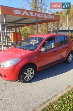 Хетчбек Dacia Sandero 2009 в Запоріжжі