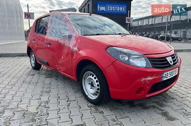 Хэтчбек Dacia Sandero 2010 в Луцке