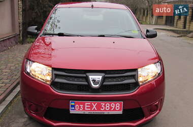 Хэтчбек Dacia Sandero 2013 в Ровно