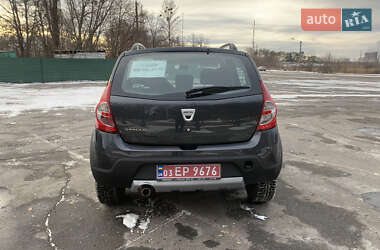 Хетчбек Dacia Sandero 2011 в Харкові