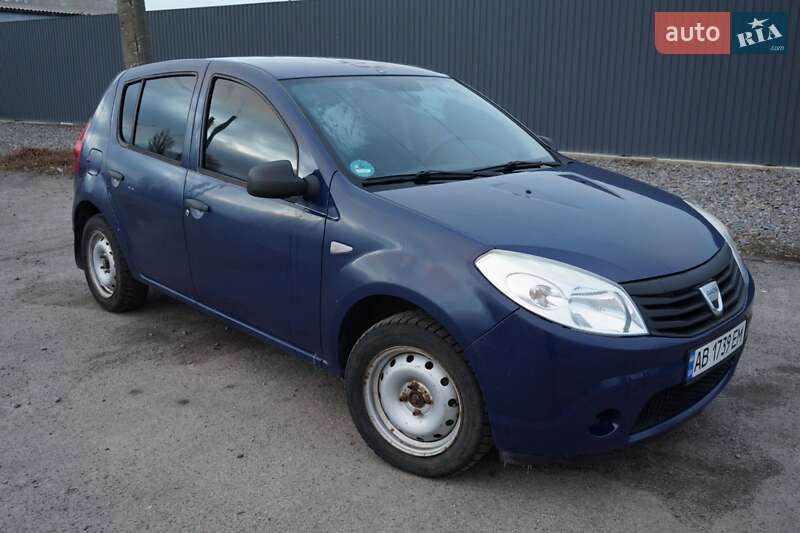 Хетчбек Dacia Sandero 2009 в Вінниці