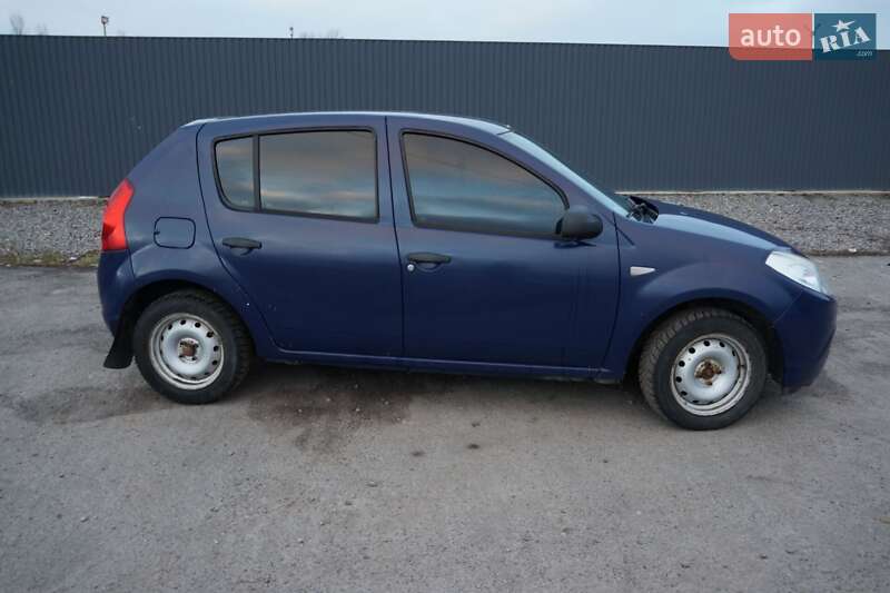 Хетчбек Dacia Sandero 2009 в Вінниці