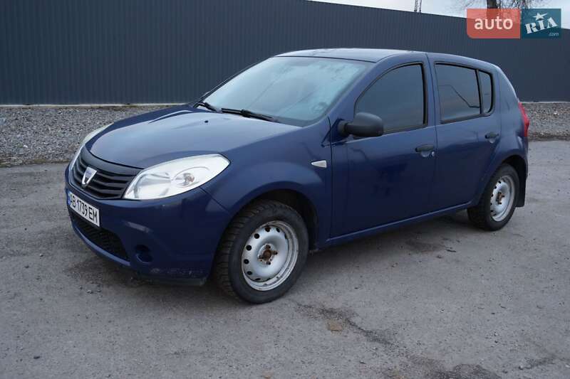 Хетчбек Dacia Sandero 2009 в Вінниці