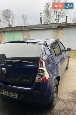 Хетчбек Dacia Sandero 2009 в Новодністровську