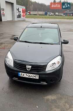 Хетчбек Dacia Sandero 2010 в Харкові