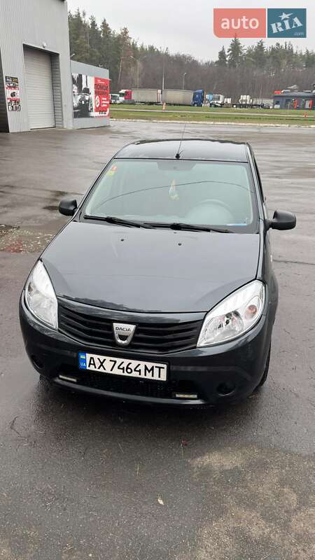 Хэтчбек Dacia Sandero 2010 в Харькове