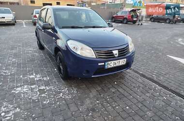 Хетчбек Dacia Sandero 2009 в Рівному