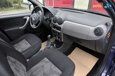 Хетчбек Dacia Sandero 2009 в Добропіллі