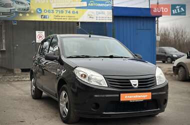 Хетчбек Dacia Sandero 2010 в Сумах