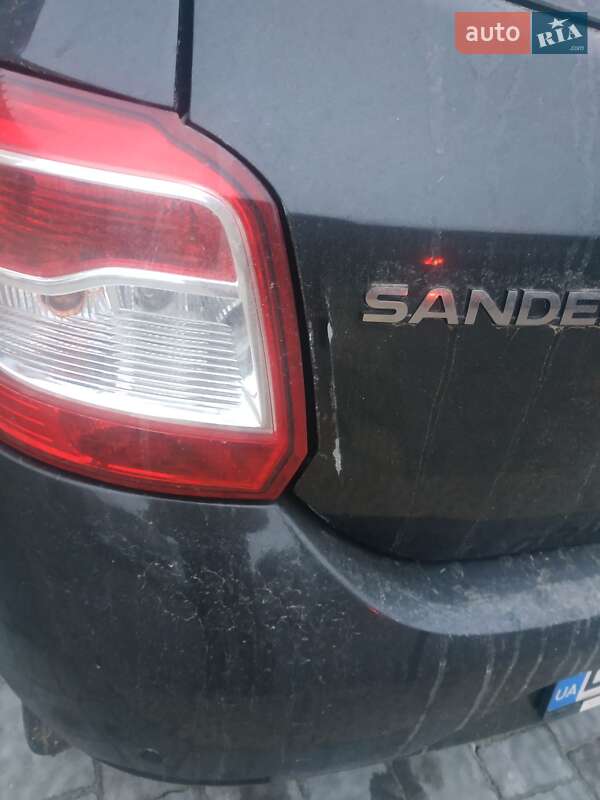 Хетчбек Dacia Sandero 2016 в Львові