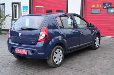 Хэтчбек Dacia Sandero 2009 в Доброполье