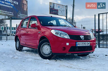 Хетчбек Dacia Sandero 2009 в Харкові