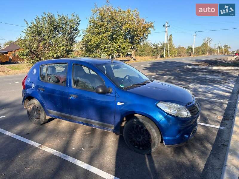 Dacia Sandero 2009