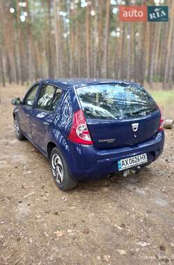 Хэтчбек Dacia Sandero 2009 в Мерефа