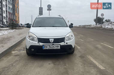 Хетчбек Dacia Sandero 2011 в Рівному