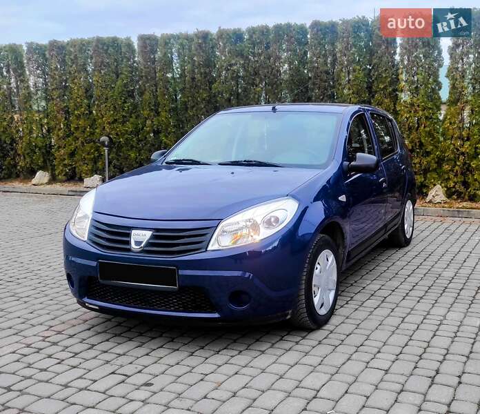 Хетчбек Dacia Sandero 2009 в Хмельницькому