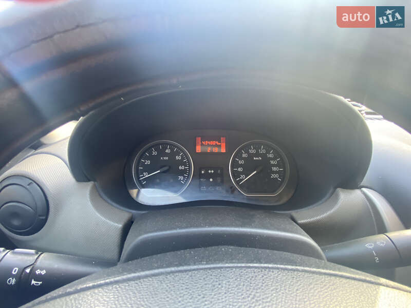 Хетчбек Dacia Sandero 2009 в Шепетівці