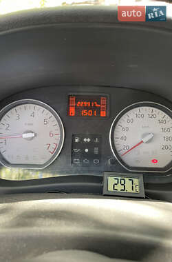 Хэтчбек Dacia Sandero 2010 в 