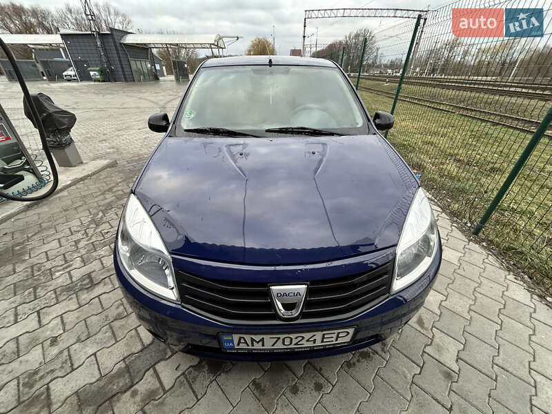 Dacia Sandero 2009