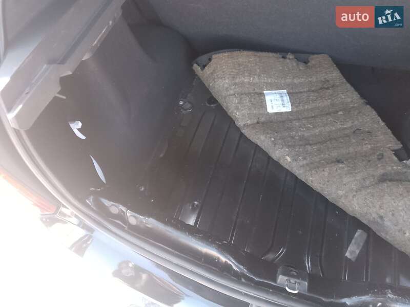 Хэтчбек Dacia Sandero 2009 в Остроге фото 13 Хэтчбек Dacia Sandero 2009 в Остроге
