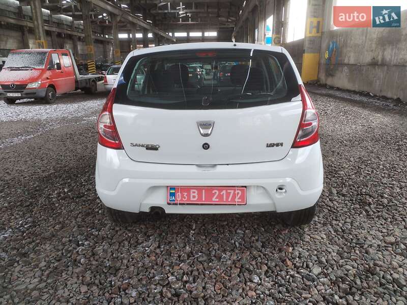 Хэтчбек Dacia Sandero 2008 в Луцке фото 6 Хэтчбек Dacia Sandero 2008 в Луцке