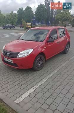 Хетчбек Dacia Sandero 2012 в Хмельницькому