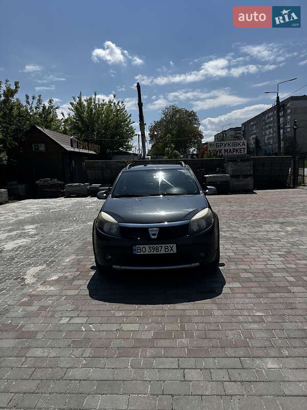 Dacia Sandero 2010