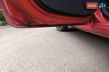 Хэтчбек Dacia Sandero 2009 в 
