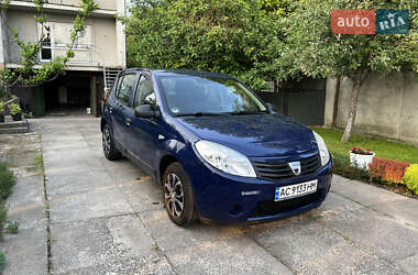 Хетчбек Dacia Sandero 2009 в Луцьку